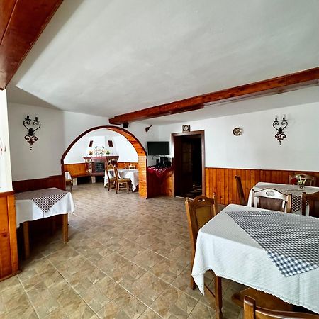 Craiasa 2 Hotel Moeciu De Sus Exterior photo