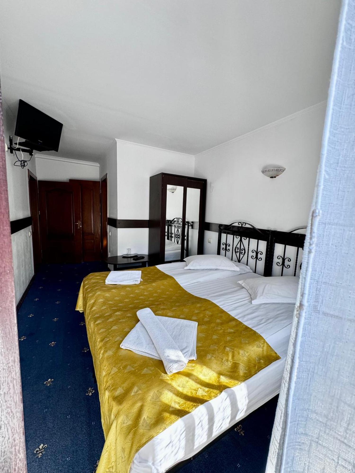 Craiasa 2 Hotel Moeciu De Sus Exterior photo